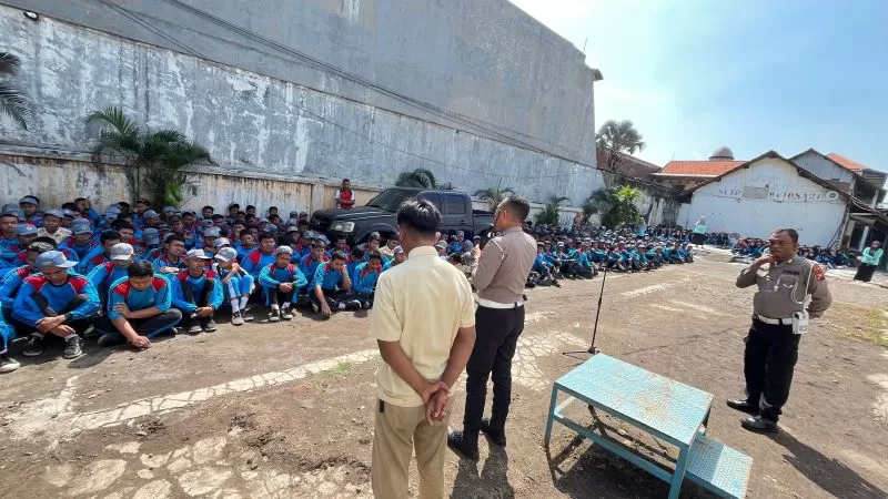 vad-laka-pelajar-3978933557
